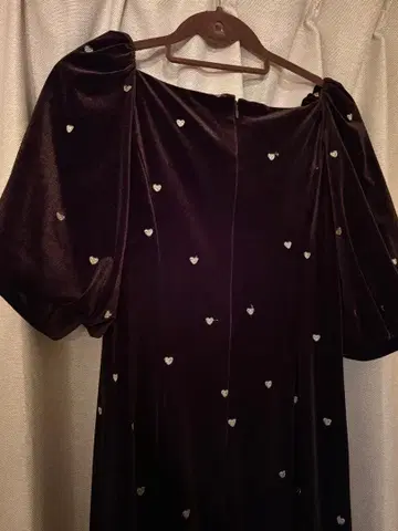 하트 무늬 벨로아 원피스