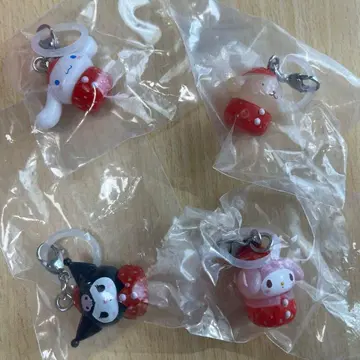 산리오 딸기 메지루시 액세서리 4개 세트
