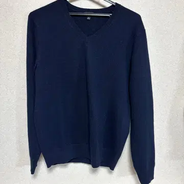 UNIQLO 네이비 V넥 스웨터 M