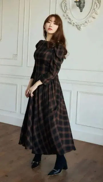 Roanne 오버 체크 드레스