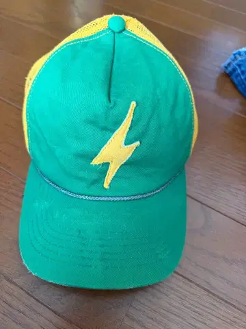 JOHNS aviatornation 번개 자수 트래커 캡