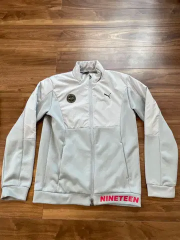 Puma NINETEEN 자켓 화이트