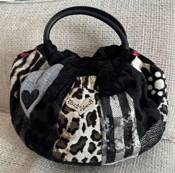 씽크비 솔티독 저스트 하트 핸드백 토트백