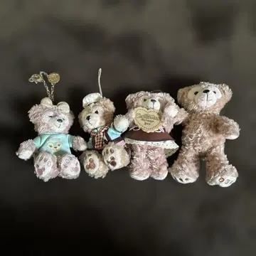 더피와 셰리메이 인형 배지