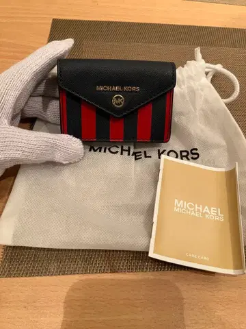 MICHAEL KORS 3단 폴더형 지갑 네이비/레드