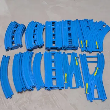 프라레일 복선 레일 세트 입니다.