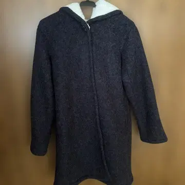 후드 부착 다크 그레이 롱 코트