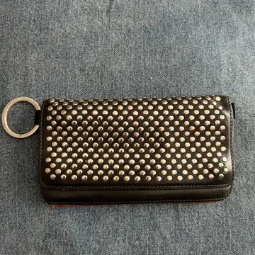 마운틴 리서치 스터드 장지갑 블랙