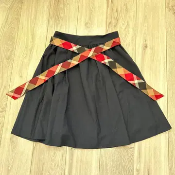 BLUE LABEL CRESTBRIDGE 플레어 스커트 36