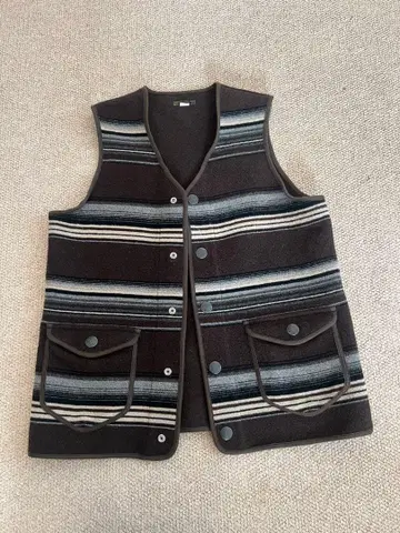 WESTRIDE (웨스트 라이드) 러그 베스트 / 레어 사이즈 42