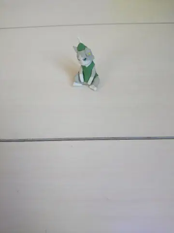 리제로 팩 피규어 그린 컬러 의류