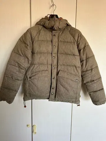 BROWN by 2-tacs 카키 다운 자켓