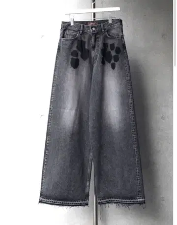 MASU MASU BOYS EMBLEM BAGGY JEANS BLACK