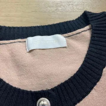 AND OTHER STORIES 버튼 가디건 F00 베이지/