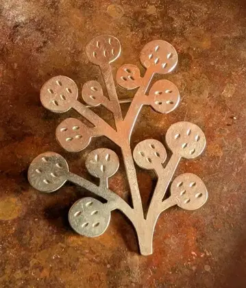 서양 민예 그랑피에 나무 모양 놋쇠 브로치