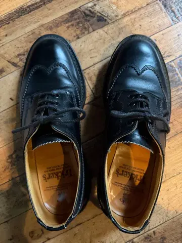 Tricker's 레어 모델