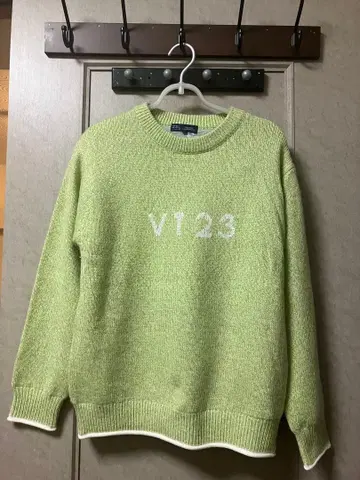 23구 골프 총 안감 로고 니트 스웨터