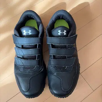 언더아머 블랙 트레이닝 슈즈