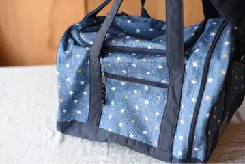 [컨디션 최상] 1회 사용 여행용 보스턴백 데님풍 별 패턴