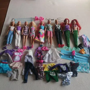 바비 인형 7체, 기타 세트