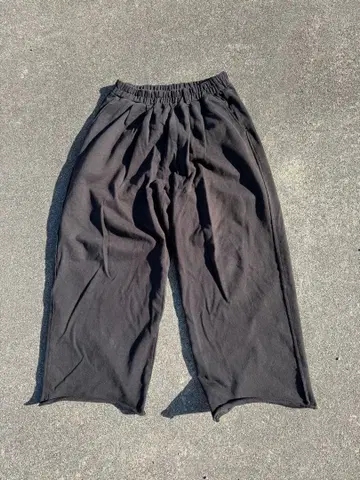 블랙 스웨트 팬츠