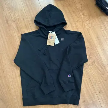 Champion 블랙 후드티 M 사이즈