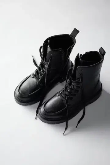 레이스업 숏부츠 유니클로 UNIQLO 여성용 22.5