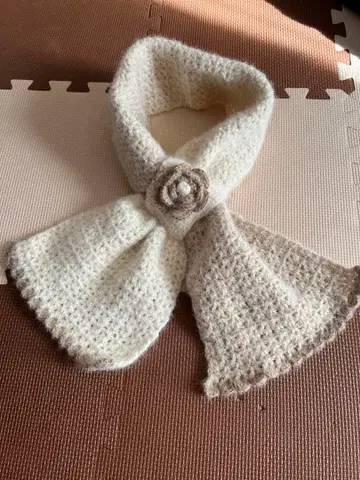 손뜨개질 리본 머플러