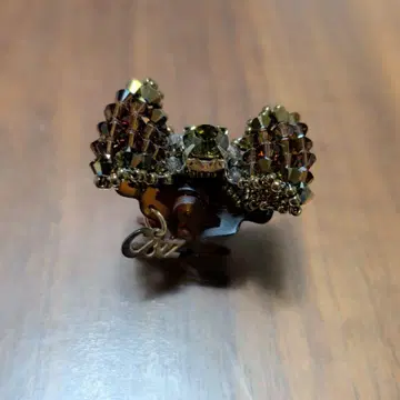 [ 컴플렉스 비스 ] 비쥬 부착 리본 헤어 클립