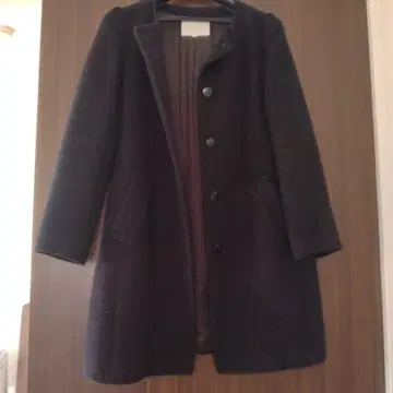 NATURAL BEAUTY 블랙 코트 38