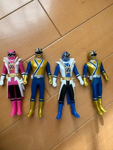 가면라이더 특촬물 피규어 4체 세트