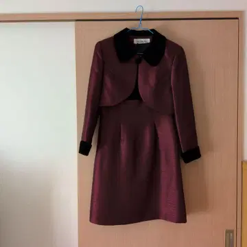 와인 레드 새틴 자켓 포함 드레스 9호