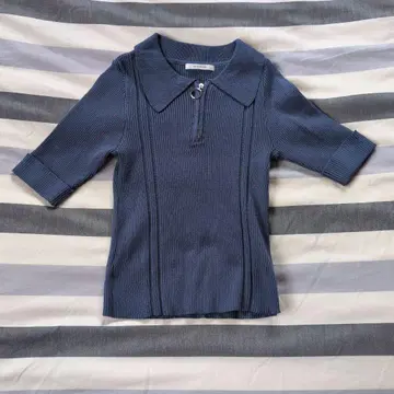 REDYAZEL 네이비 반팔 상의