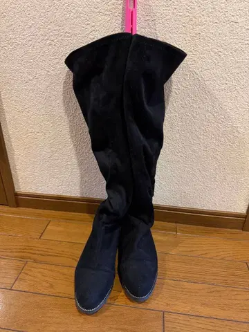 블랙 스웨이드 롱 부츠