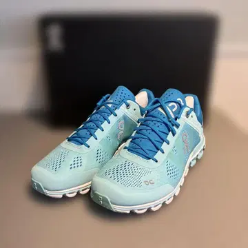 On 러닝화 라이트 블루 22.5cm 미사용 새상품