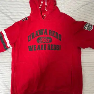 우라와 레즈 후드 부착 후드티 LL 빨간색