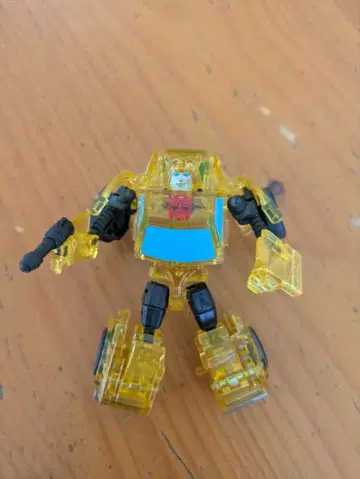 트랜스포머 팬북 2024 혜택 범블비 (클리어 ver.)