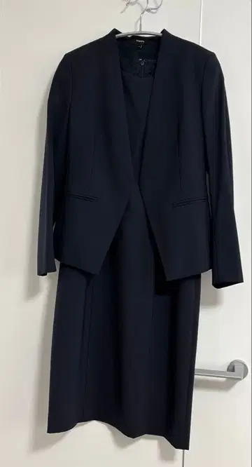 Theory 네이비 자켓과 드레스 세트 00