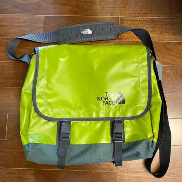 THE NORTH FACE 메신저 백 그린