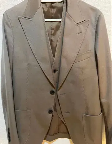 남성용 셋업 3p 베이지 정장 셀렉트