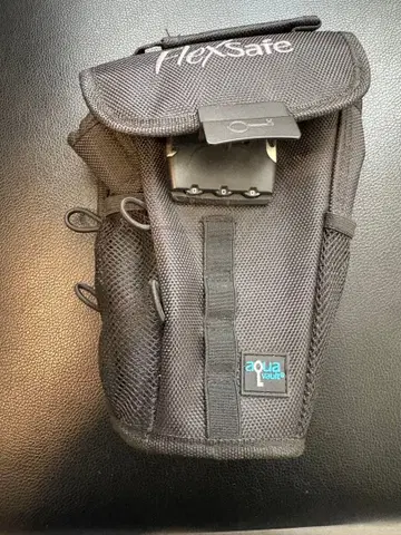 FlexSafe 블랙 파우치 메쉬 포켓 부착