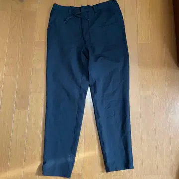 뉴발란스 블랙 슬랙스