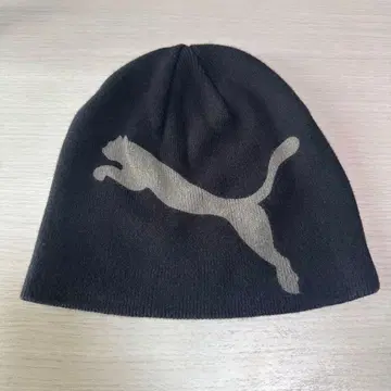 PUMA 블랙 니트 모자