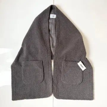 새상품급 HAUNT 하운트 보아 스톨 코트 차콜 롱