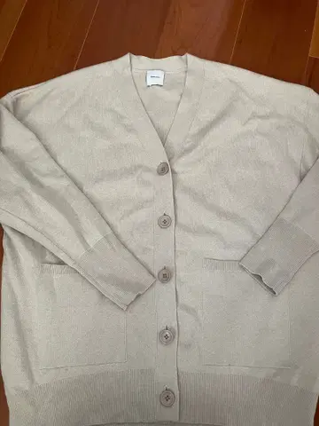 Spick & Span 스테디셀러 베이지 가디건 새상품급