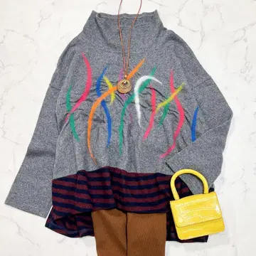 새상품급 지우 센소유니코 변형 니트탑 풀오버 40