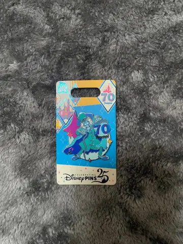 [현지현물] 캘리포니아 디즈니 70주년 기념 핀 배지