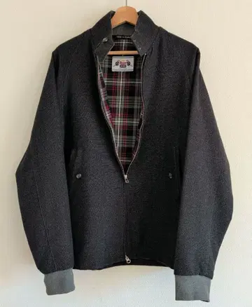 영국제 Beaver 울 트윌 스윙탑