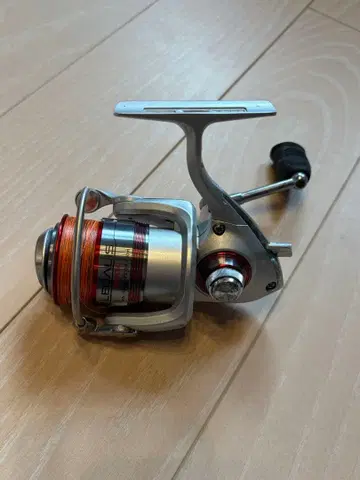 다이와 레갈리스 2004 스피닝 릴