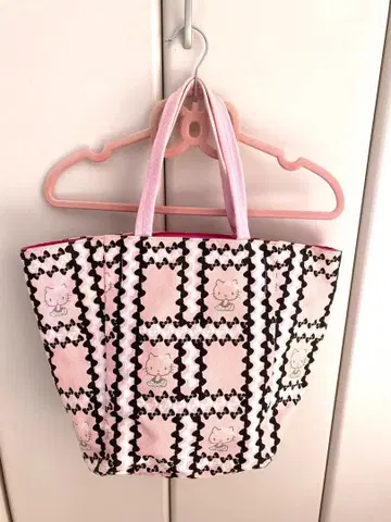 Hello kitty 핑크 블랙 토트백